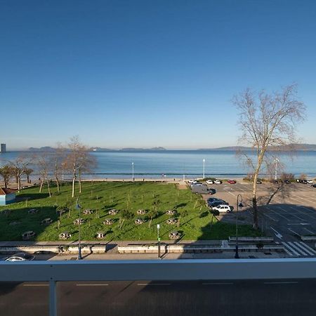 Primera Linea De Playa Samil Costa Con Garaje Incluido Виго Екстериор снимка