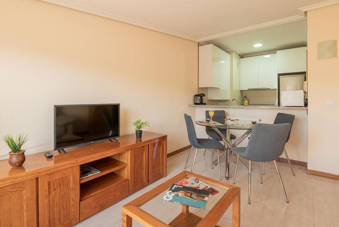 Primera Linea De Playa Samil Costa Con Garaje Incluido Виго Екстериор снимка