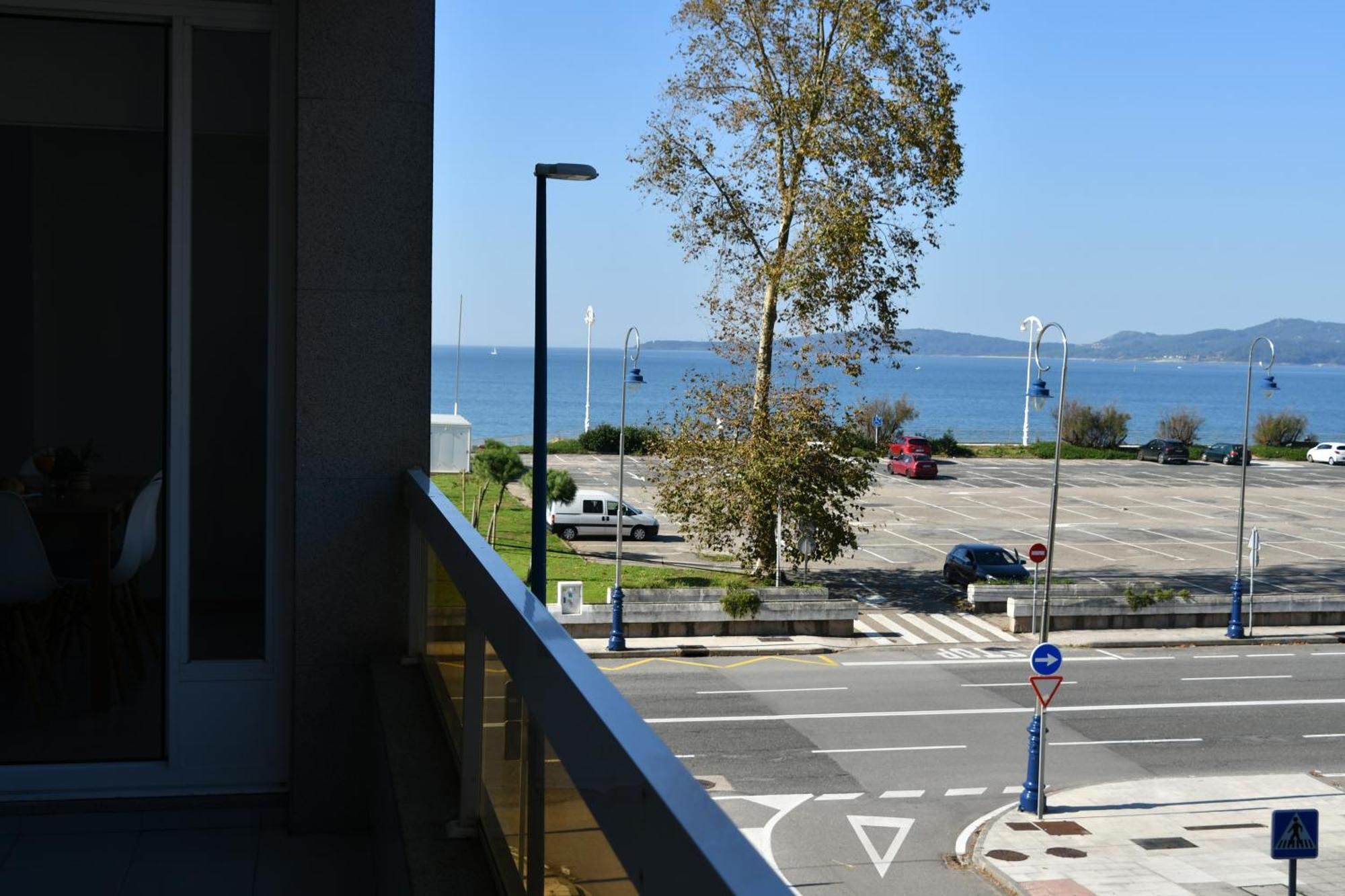 Primera Linea De Playa Samil Costa Con Garaje Incluido Виго Екстериор снимка